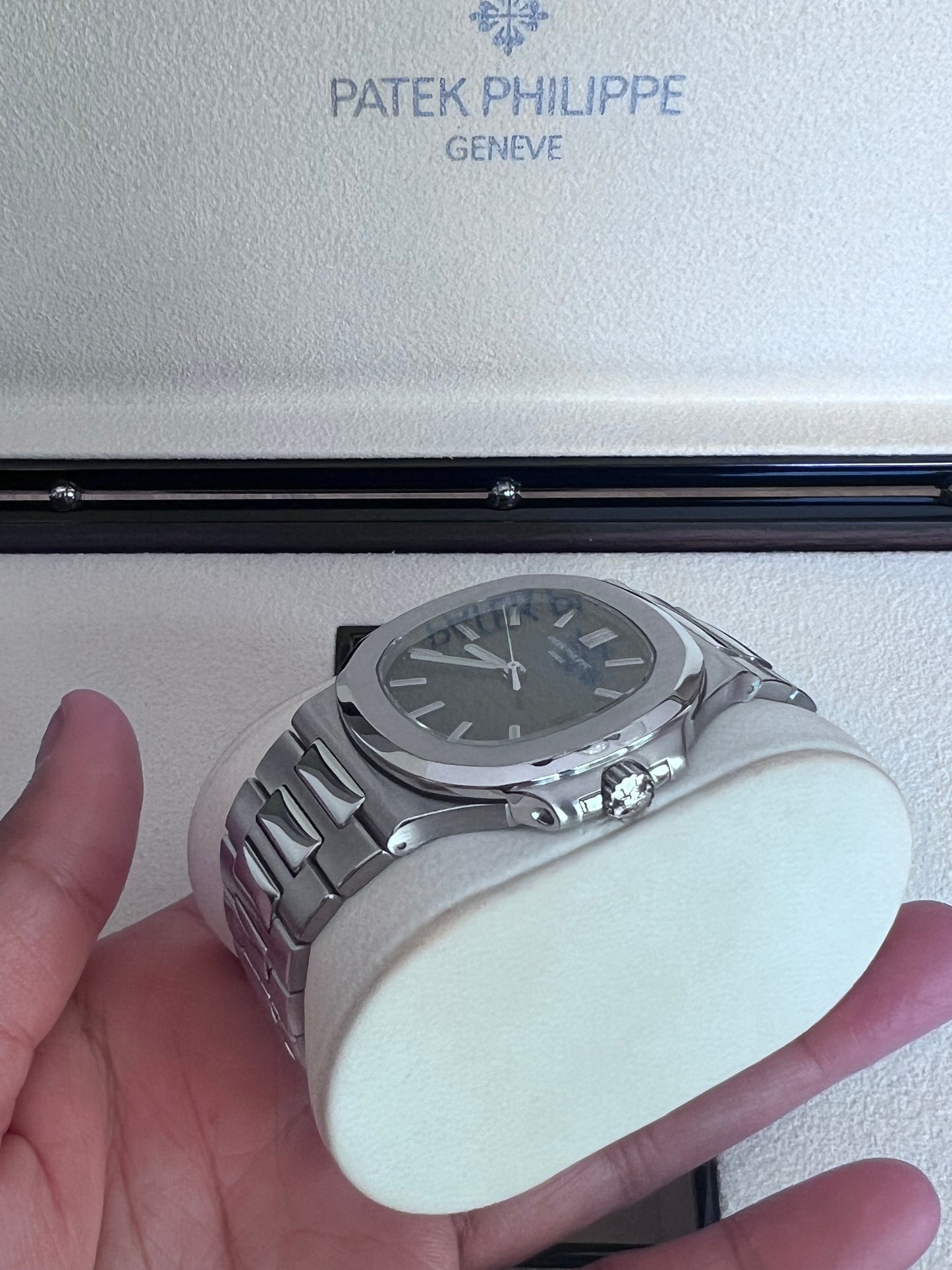 Patek Philippe Nautilus Blue Dial 5711/1A 2019 Full Set