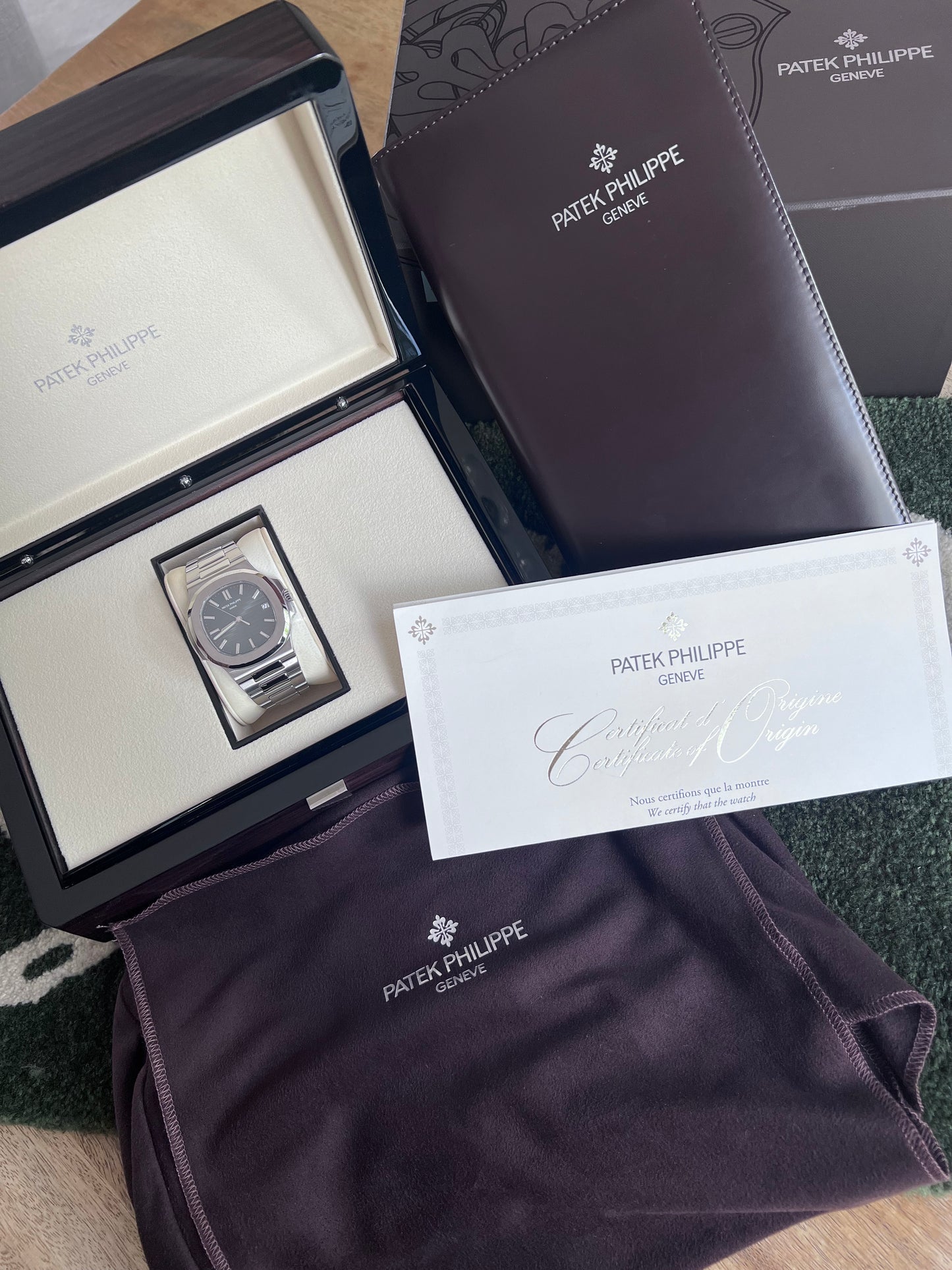 Patek Philippe Nautilus Blue Dial 5711/1A 2019 Full Set
