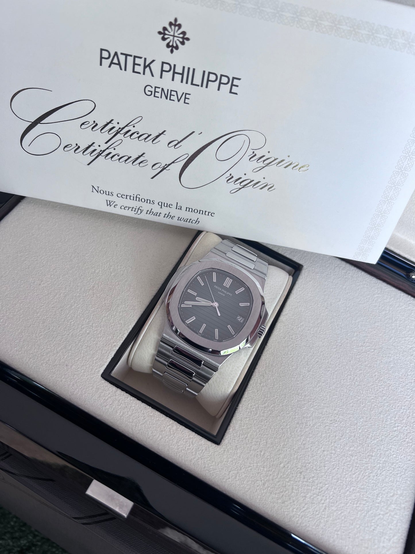 Patek Philippe Nautilus Blue Dial 5711/1A 2019 Full Set