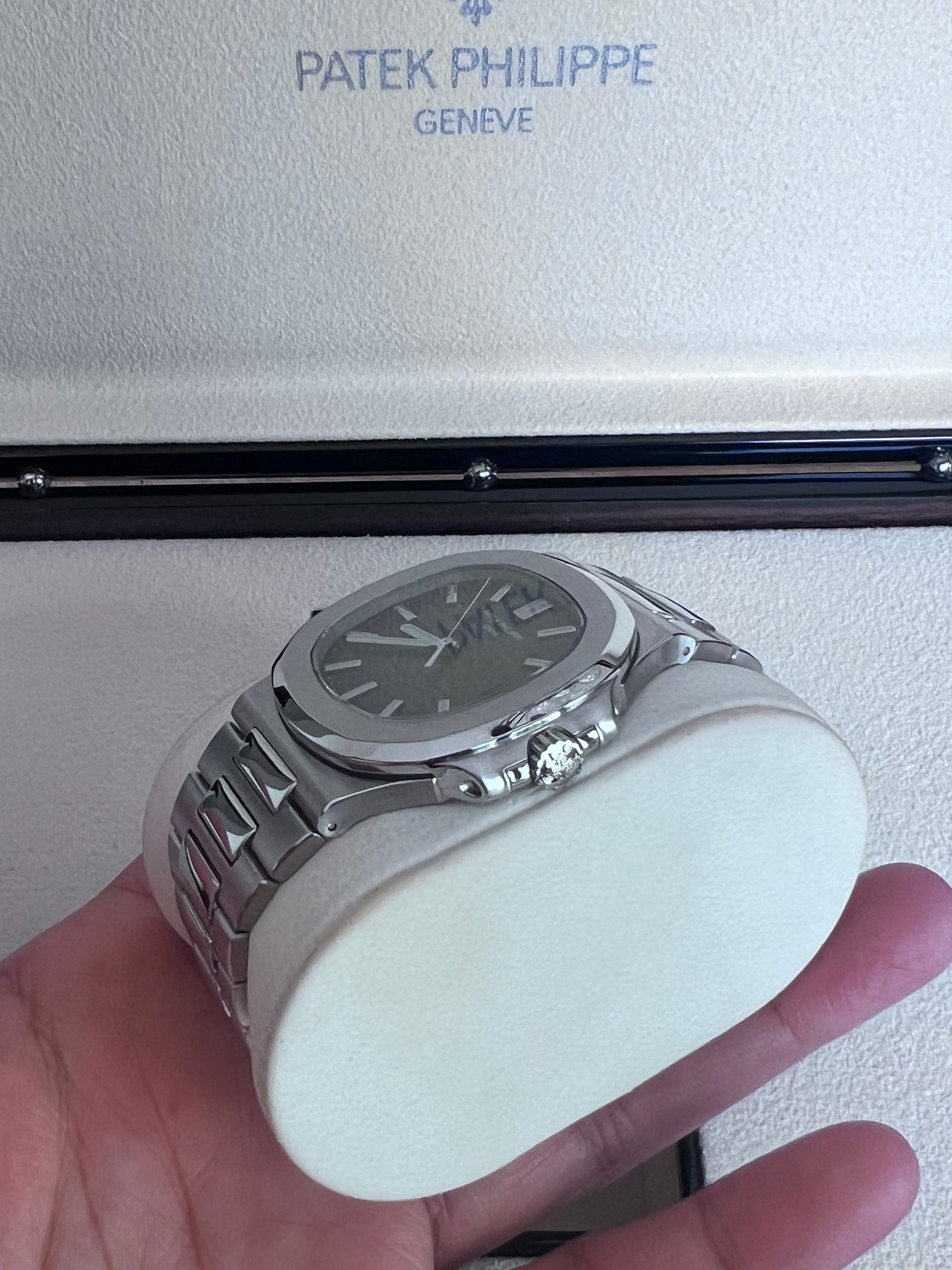 Patek Philippe Nautilus Blue Dial 5711/1A 2019 Full Set