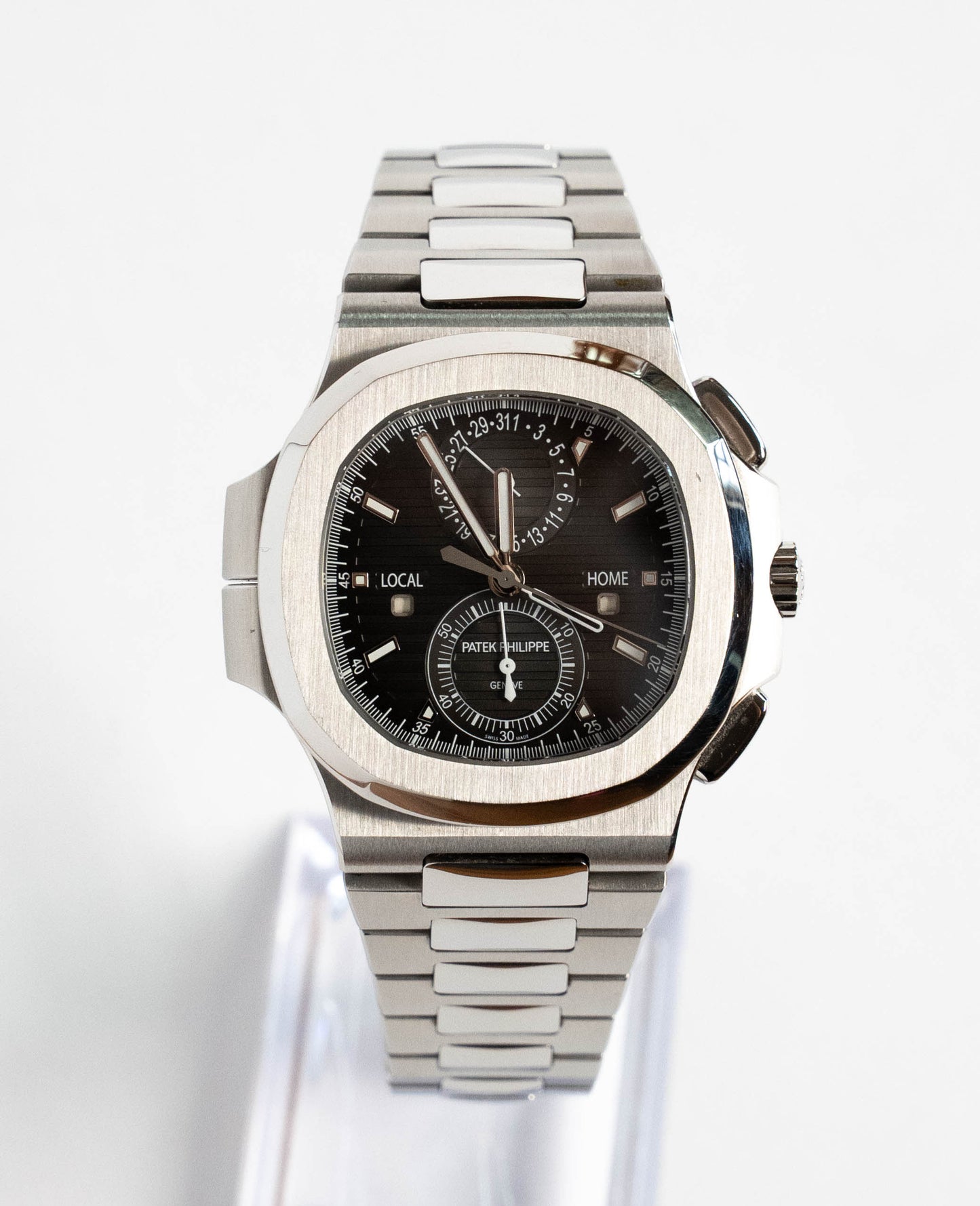Patek Philippe Nautilus 5990/1A 2017