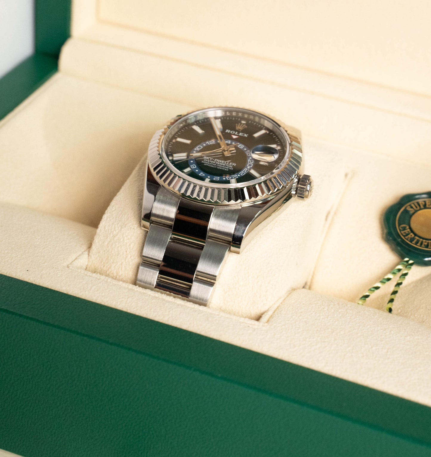 Rolex Sky-Dweller Blue Dial Oyster, 42 mm, Oystersteel and white gold 2024 New