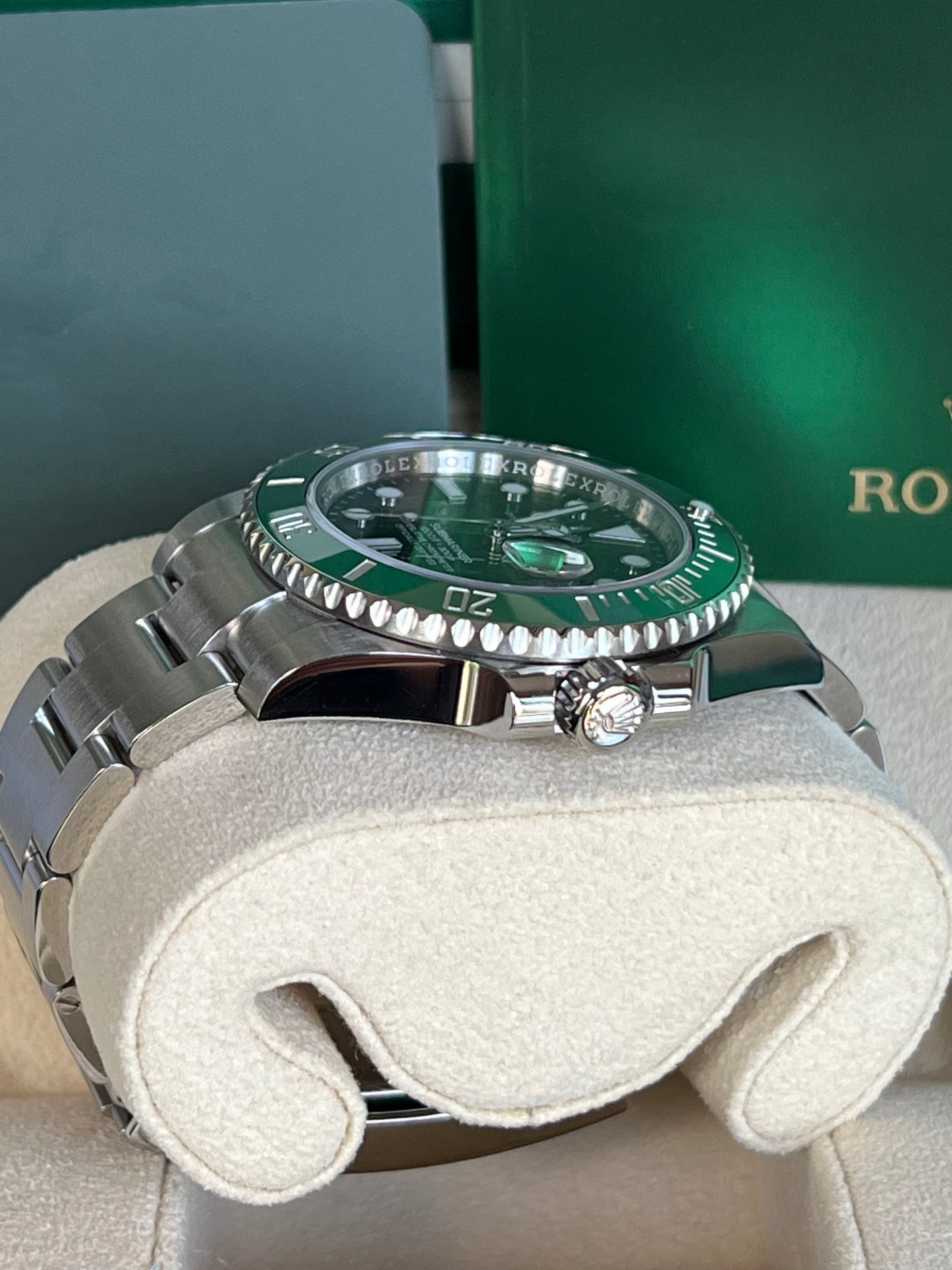 Rolex Submariner Date Hulk 116610LV  2017