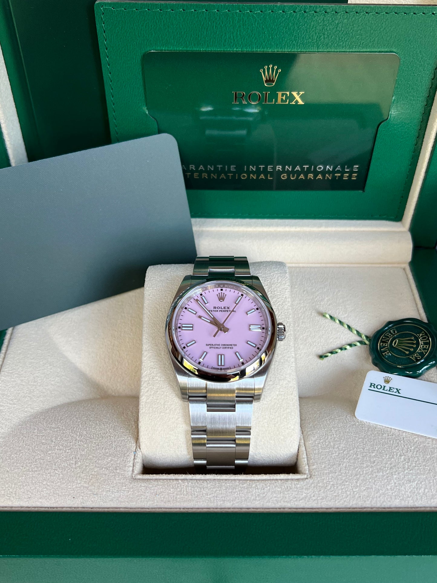 Rolex Oyster Perpetual 36 Candy Pink 126000 2023 New