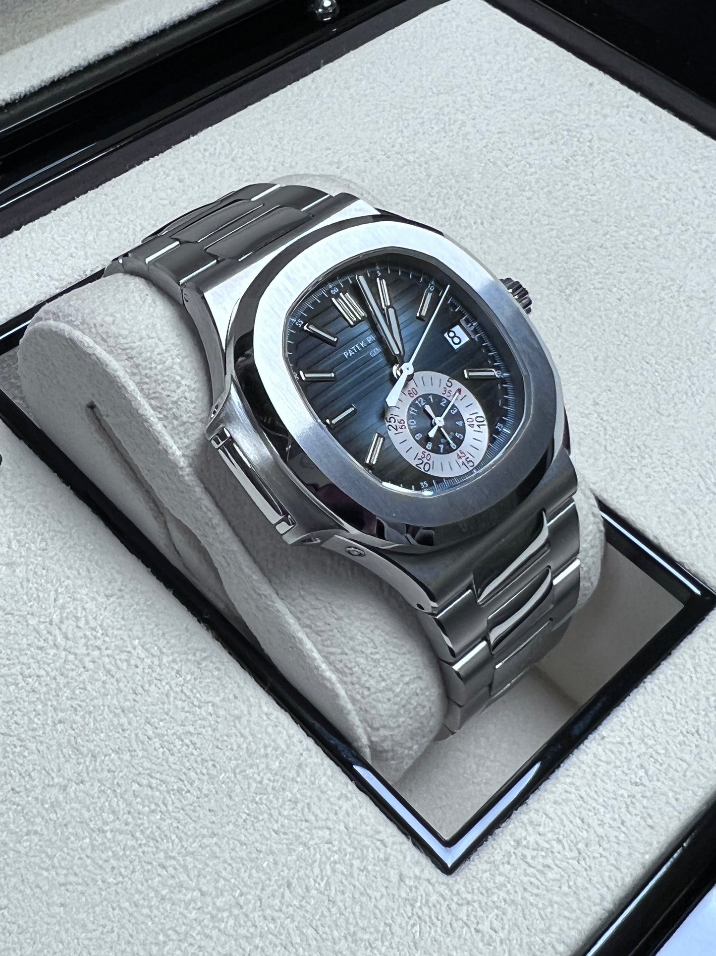 Patek Philippe Nautilus 5980/1A 2009 Discontinued