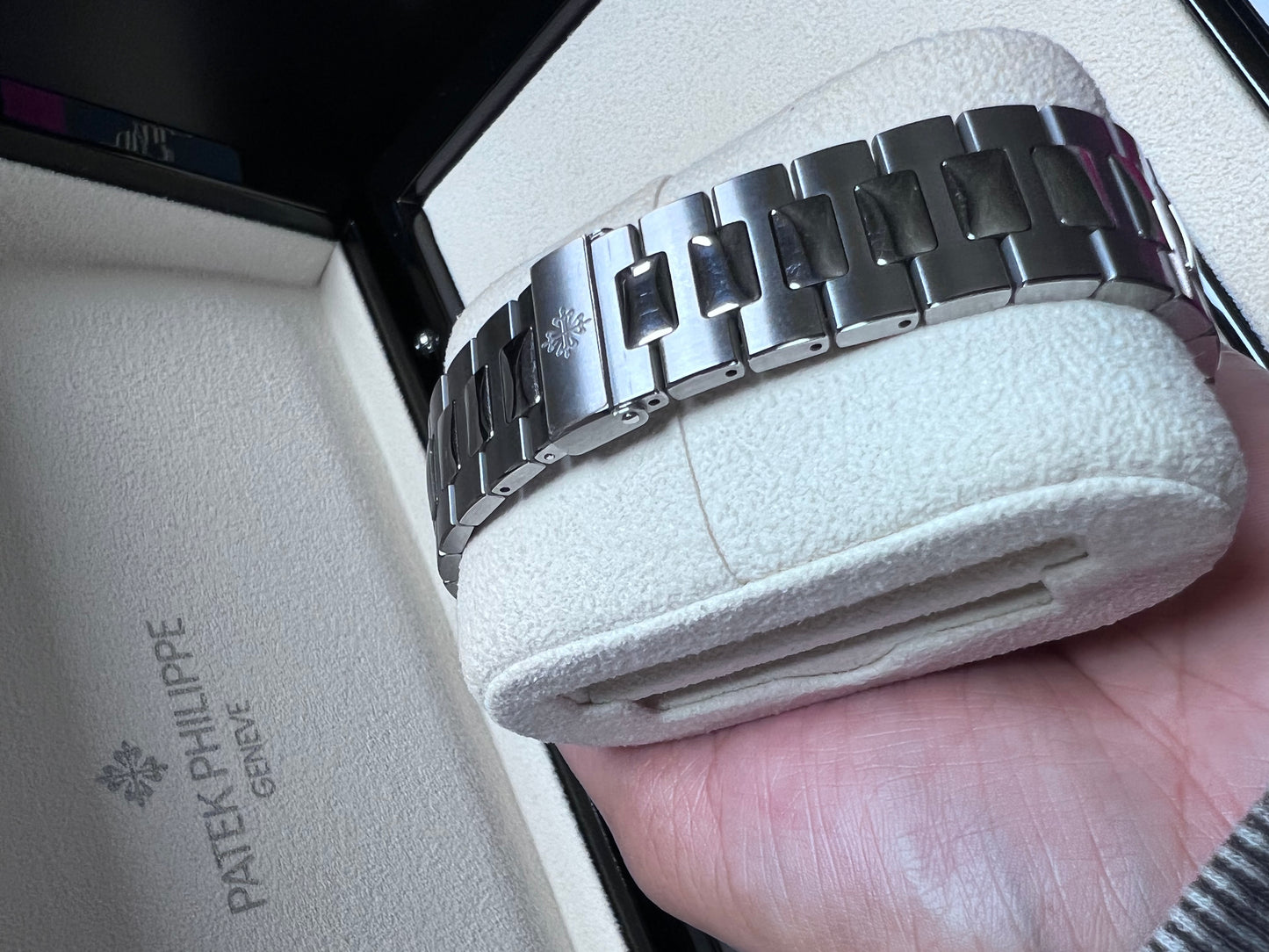 Patek Philippe Nautilus 5726/1A 2019 Full Set